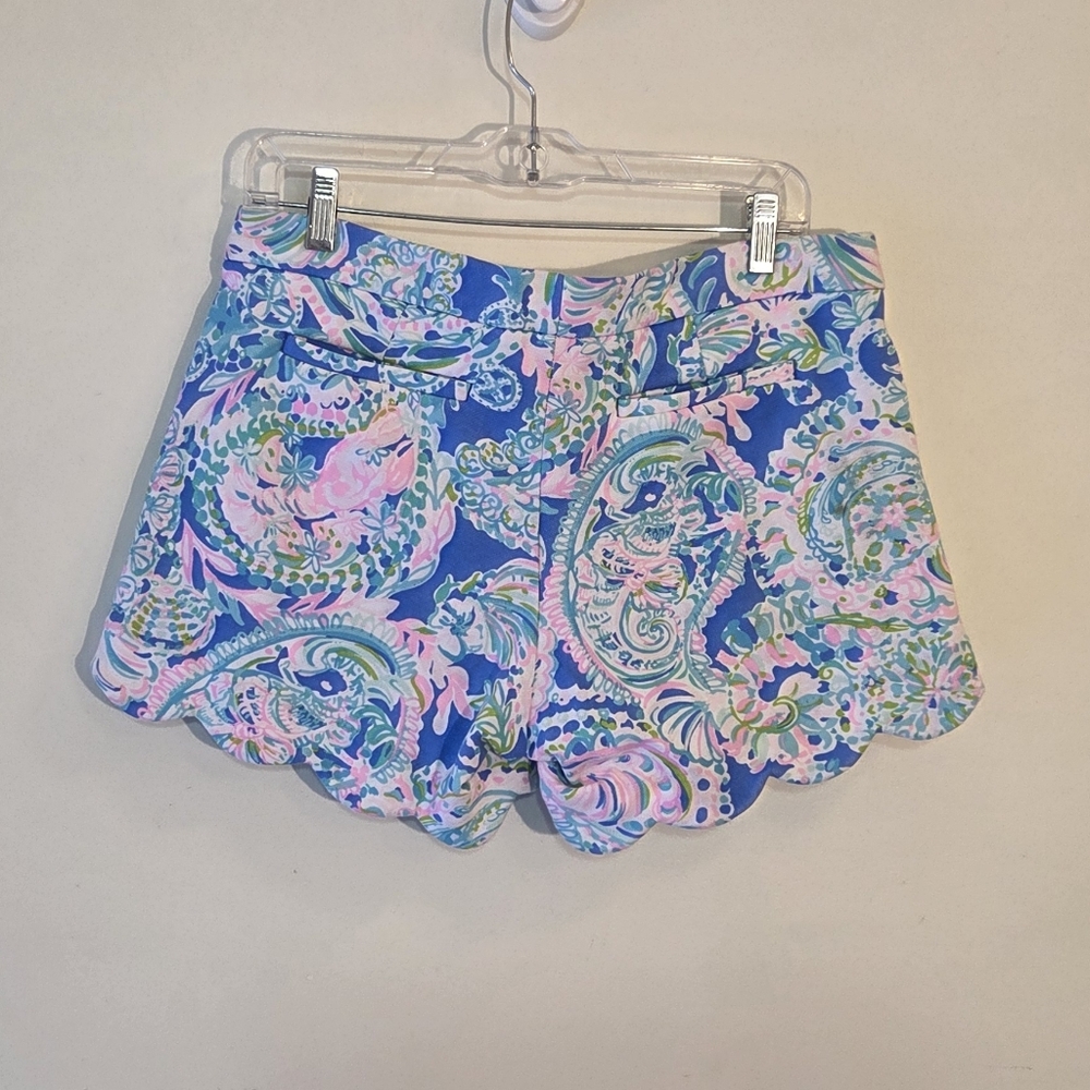Lilly Pulitzer Shorts - Picture 5 of 7
